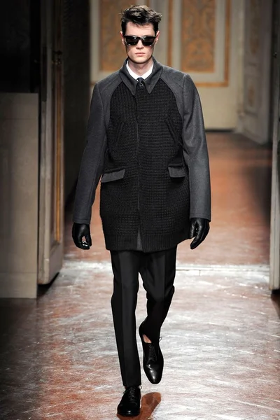 Look 23